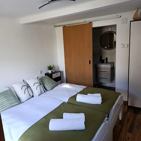 Smjestaj Na Selu Klara Apartment *